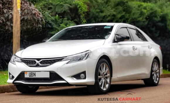 Nunua Ilio tumika Toyota Mark X Nyeupe Gari ndani ya Kampala nchini Uganda Nunua Ilio tumika Toyota Mark X Nyeupe Gari ndani ya Kampala nchini Uganda