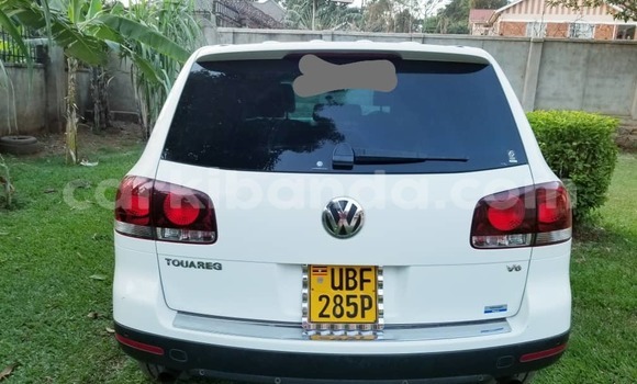Buy Used Volkswagen Touareg White Car in Kampala in Uganda Buy Used Volkswagen Touareg White Car in Kampala in Uganda