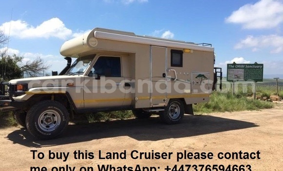 Buy Used Toyota Land Cruiser Beige Car in Kampala in Uganda