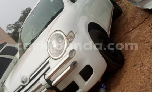Gura Yakoze Toyota Sienta White Imodoka i Kampala mu Uganda Gura Yakoze Toyota Sienta White Imodoka i Kampala mu Uganda