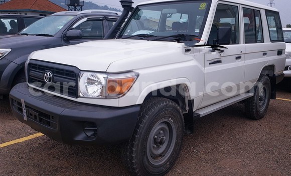 Buy Import Toyota Land Cruiser White Car in Kampala in Uganda
