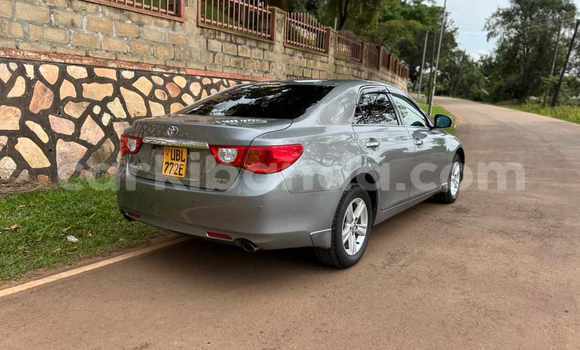 Gura Yakoze Toyota Mark X Silver Imodoka i Kampala mu Uganda Gura Yakoze Toyota Mark X Silver Imodoka i Kampala mu Uganda