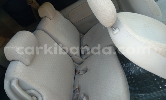 Gura Yakoze Toyota Sienta Other Imodoka i Kampala mu Uganda Gura Yakoze Toyota Sienta Other Imodoka i Kampala mu Uganda