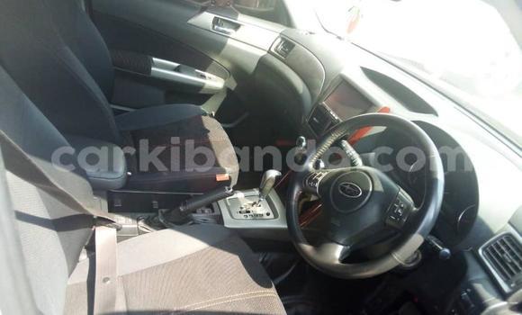 Nunua Ilio tumika Subaru Forester Fedha Gari ndani ya Kampala nchini Uganda Nunua Ilio tumika Subaru Forester Fedha Gari ndani ya Kampala nchini Uganda