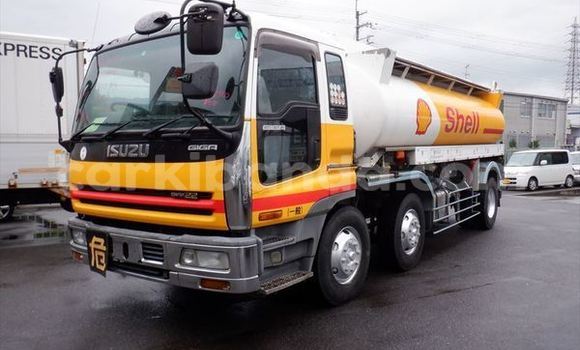 Nunua Ilio tumika Isuzu FTR 850 Nyingine Lori ndani ya Kampala nchini Uganda