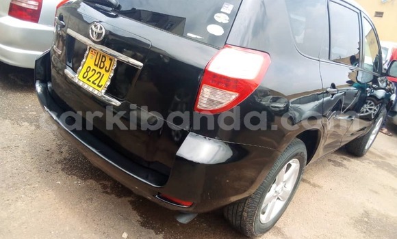Nunua Ilio tumika Toyota Vanguard Nyeusi Gari ndani ya Kampala nchini Uganda Nunua Ilio tumika Toyota Vanguard Nyeusi Gari ndani ya Kampala nchini Uganda