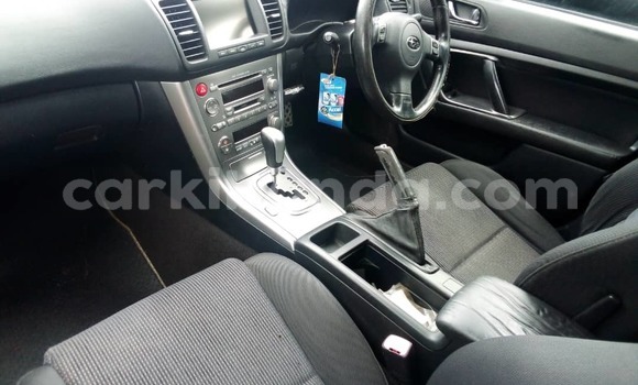 Gura Yakoze Subaru Outback Other Imodoka i Kampala mu Uganda Gura Yakoze Subaru Outback Other Imodoka i Kampala mu Uganda