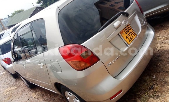 Nunua Ilio tumika Toyota Spacio Nyingine Gari ndani ya Kampala nchini Uganda Nunua Ilio tumika Toyota Spacio Nyingine Gari ndani ya Kampala nchini Uganda