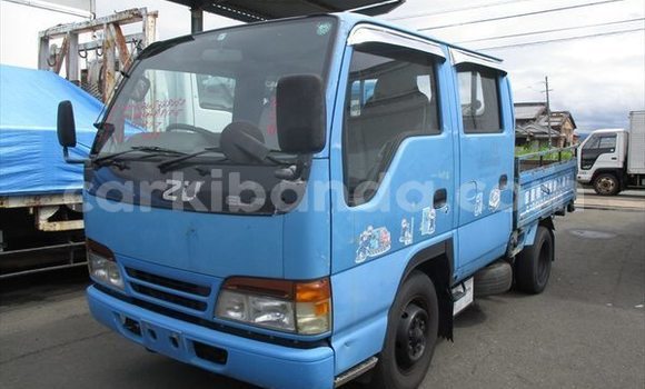 Nunua Ilio tumika Isuzu Bighorn Bluu Lori ndani ya Kampala nchini Uganda Nunua Ilio tumika Isuzu Bighorn Bluu Lori ndani ya Kampala nchini Uganda