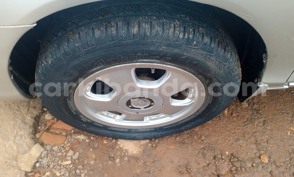 Gura Yakoze Toyota Premio Silver Imodoka i Kampala mu Uganda Gura Yakoze Toyota Premio Silver Imodoka i Kampala mu Uganda