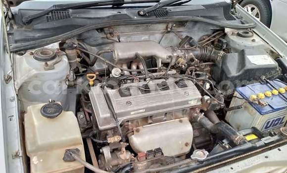 Gura Yakoze Toyota Premio White Imodoka i Kampala mu Uganda Gura Yakoze Toyota Premio White Imodoka i Kampala mu Uganda