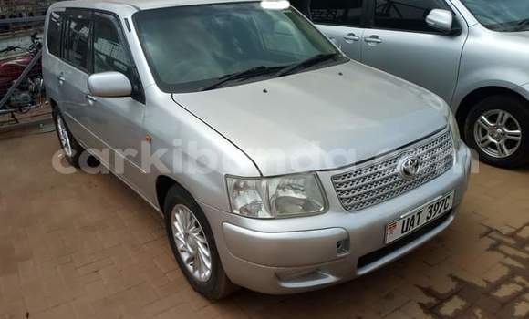 Gura Yakoze Toyota Succeed Silver Imodoka i Kampala mu Uganda Gura Yakoze Toyota Succeed Silver Imodoka i Kampala mu Uganda