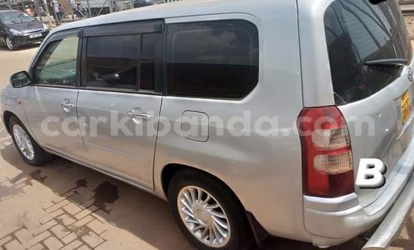 Gura Yakoze Toyota Succeed Silver Imodoka i Kampala mu Uganda Gura Yakoze Toyota Succeed Silver Imodoka i Kampala mu Uganda