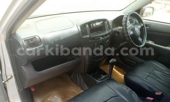 Gura Yakoze Toyota Succeed Silver Imodoka i Kampala mu Uganda Gura Yakoze Toyota Succeed Silver Imodoka i Kampala mu Uganda