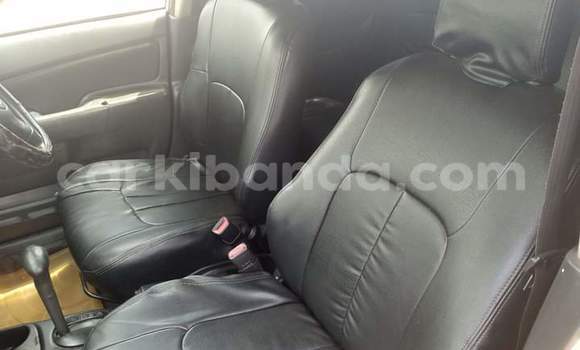 Gura Yakoze Toyota Succeed Silver Imodoka i Kampala mu Uganda Gura Yakoze Toyota Succeed Silver Imodoka i Kampala mu Uganda