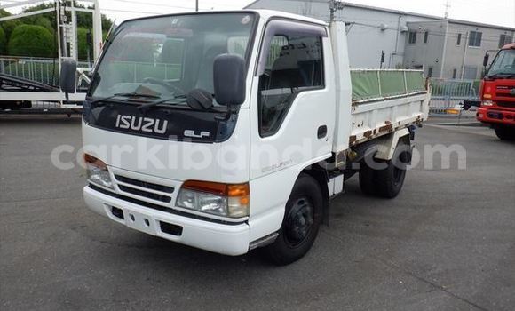 Buy Used Isuzu Bighorn White Truck in Kampala in Uganda Buy Used Isuzu Bighorn White Truck in Kampala in Uganda