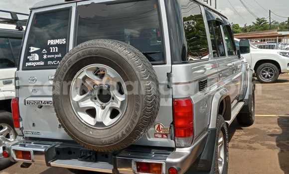Buy Used Toyota Land Cruiser Silver Car in Kampala in Uganda Buy Used Toyota Land Cruiser Silver Car in Kampala in Uganda