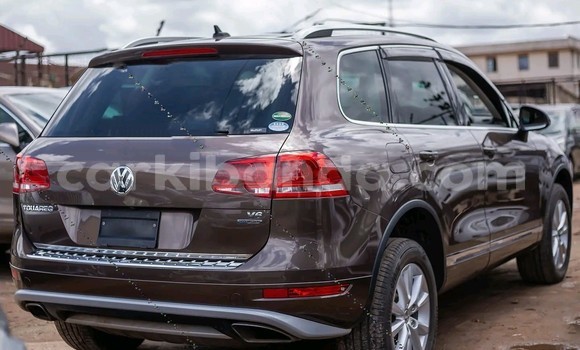 Nunua Ilio tumika Volkswagen Touareg Nyingine Gari ndani ya Kampala nchini Uganda Nunua Ilio tumika Volkswagen Touareg Nyingine Gari ndani ya Kampala nchini Uganda