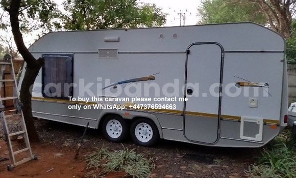 Buy Used Land Rover Defender White Car in Kampala in Uganda