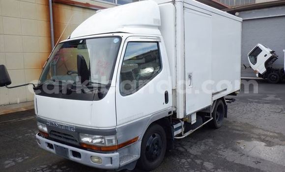 Buy Used Mitsubishi Van White Truck in Kampala in Uganda Buy Used Mitsubishi Van White Truck in Kampala in Uganda