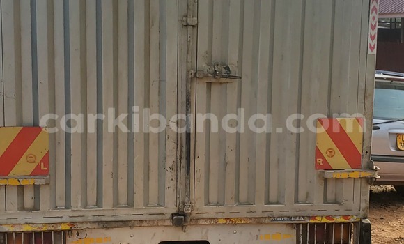 Buy Used Mitsubishi L400 Other Truck in Kampala in Uganda Buy Used Mitsubishi L400 Other Truck in Kampala in Uganda