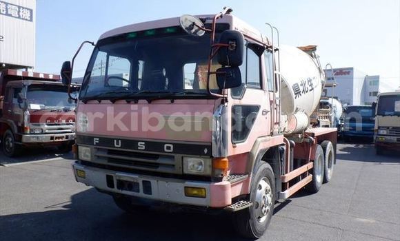Buy Used Mitsubishi Van Other Truck in Kampala in Uganda
