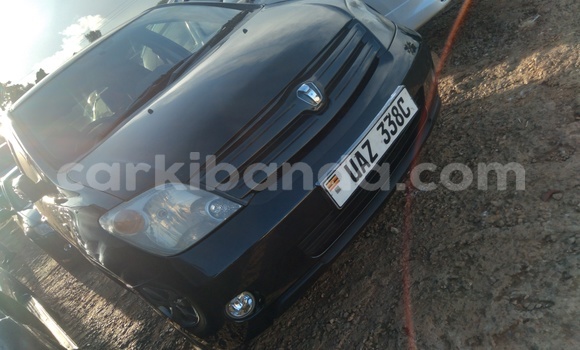 Nunua Ilio tumika Toyota IST Nyeusi Gari ndani ya Kampala nchini Uganda Nunua Ilio tumika Toyota IST Nyeusi Gari ndani ya Kampala nchini Uganda