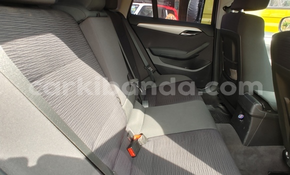 Acheter Import Voiture BMW X1 Noir à Kampala, Ouganda Acheter Import Voiture BMW X1 Noir à Kampala, Ouganda