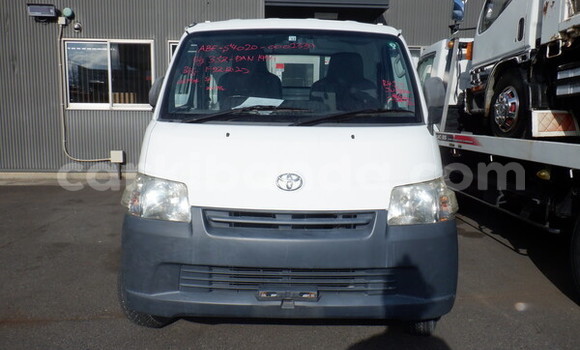 Buy Used Toyota LITEACE White Truck in Kampala in Uganda Buy Used Toyota LITEACE White Truck in Kampala in Uganda