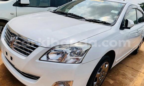 Gura Yakoze Toyota Premio White Imodoka i Adjumani mu Northern Gura Yakoze Toyota Premio White Imodoka i Adjumani mu Northern