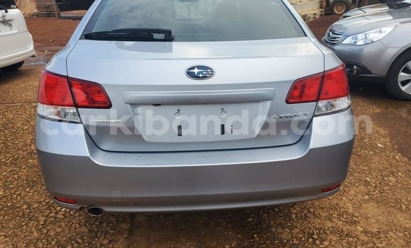 Gura Yakoze Subaru Legacy Silver Imodoka i Adjumani mu Northern Gura Yakoze Subaru Legacy Silver Imodoka i Adjumani mu Northern