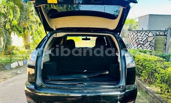 Acheter Occasion Voiture Toyota Harrier Noir à Kampala, Ouganda Acheter Occasion Voiture Toyota Harrier Noir à Kampala, Ouganda