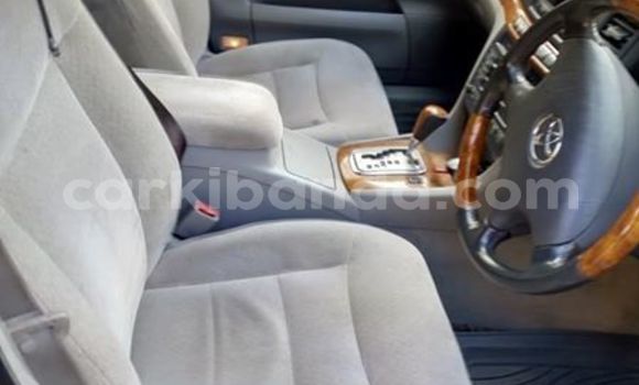 Gura Imported Toyota Mark II Silver Imodoka i Kampala mu Uganda Gura Imported Toyota Mark II Silver Imodoka i Kampala mu Uganda