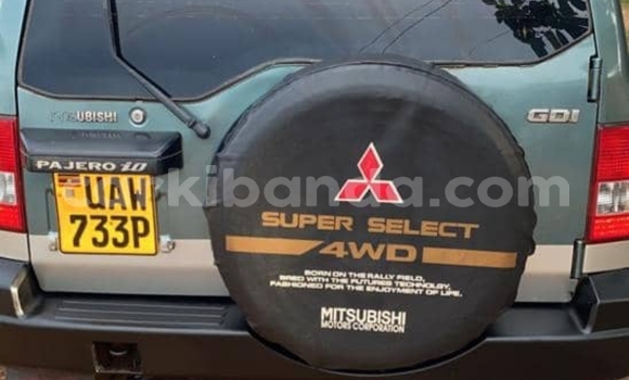 Acheter Occasion Voiture Mitsubishi Pajero iO Vert à Kampala, Ouganda Acheter Occasion Voiture Mitsubishi Pajero iO Vert à Kampala, Ouganda