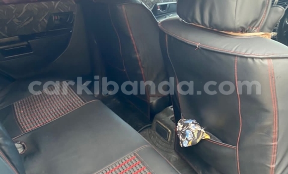 Acheter Occasion Voiture Mitsubishi Pajero iO Vert à Kampala, Ouganda Acheter Occasion Voiture Mitsubishi Pajero iO Vert à Kampala, Ouganda