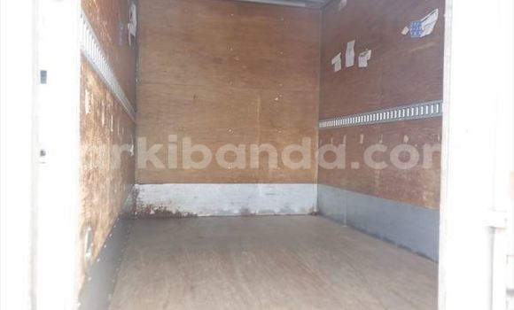 Acheter Occasion Utilitaire Isuzu Bighorn Bleu à Kampala, Ouganda