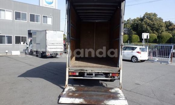 Buy Used Nissan UD White Truck in Kampala in Uganda Buy Used Nissan UD White Truck in Kampala in Uganda