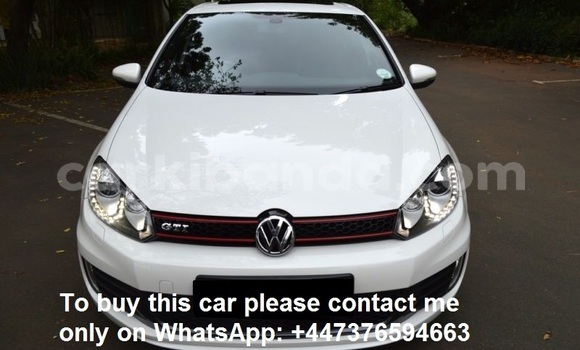 Acheter Occasion Voiture Volkswagen Golf GTI Blanc à Kampala, Ouganda
