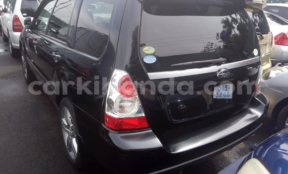 Acheter Import Voiture Subaru Forester Noir à Kampala, Ouganda Acheter Import Voiture Subaru Forester Noir à Kampala, Ouganda