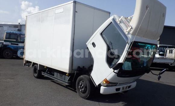 Buy Used Nissan UD White Truck in Kampala in Uganda Buy Used Nissan UD White Truck in Kampala in Uganda