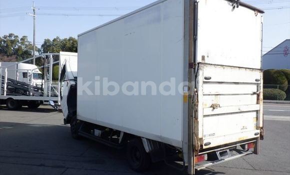 Buy Used Nissan UD White Truck in Kampala in Uganda Buy Used Nissan UD White Truck in Kampala in Uganda