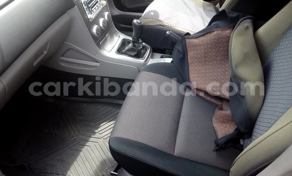 Acheter Import Voiture Subaru Forester Noir à Kampala, Ouganda Acheter Import Voiture Subaru Forester Noir à Kampala, Ouganda