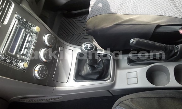 Acheter Import Voiture Subaru Forester Noir à Kampala, Ouganda Acheter Import Voiture Subaru Forester Noir à Kampala, Ouganda