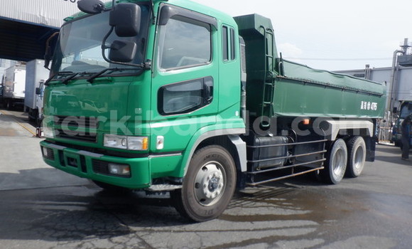 Buy Used Mitsubishi Van Green Truck in Kampala in Uganda