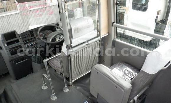 Buy Used Nissan UD Blue Truck in Kampala in Uganda Buy Used Nissan UD Blue Truck in Kampala in Uganda