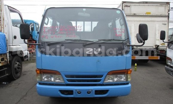 Nunua Ilio tumika Isuzu Bighorn Bluu Gari ndani ya Kampala nchini Uganda