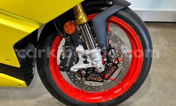 Gura Nshya Aprilia SR Other Bike i Jinja–Kawempe mu Central Gura Nshya Aprilia SR Other Bike i Jinja–Kawempe mu Central