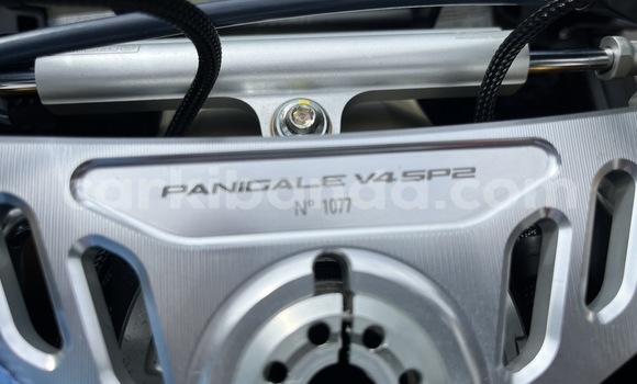 Gura Yakoze Ducati SUPERSPORT Black Bike i Arua mu Uganda Gura Yakoze Ducati SUPERSPORT Black Bike i Arua mu Uganda