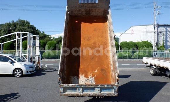 Buy Used Nissan UD Blue Truck in Kampala in Uganda Buy Used Nissan UD Blue Truck in Kampala in Uganda