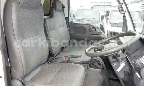 Buy Used Nissan UD White Truck in Kampala in Uganda Buy Used Nissan UD White Truck in Kampala in Uganda